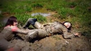 2 Thai Young ladies In Slimy Haunch Boots!!!