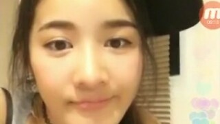 thai lady show her mother arse