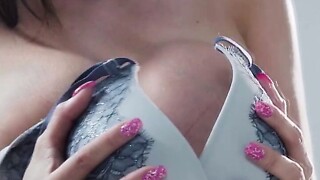 Mama Got Titties - That's My Bush! site starring Ariella Ferrera & Jordi El Ni