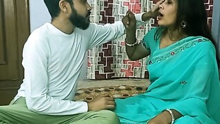 My sexy hot madam is my crumple and i devotion her so much. Latterly i have started intimate private tuition in her home. This day this babe was wearing saree and looking so sexy. I couldn't explore myself