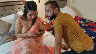 Ek achha honeymoon. Overall Movie. glamorous fucking in a honeymoon. Indian stra Tina and Rahul acted wherethrough deshi couple.Tina in a fresh look. Wearing Saree. So glamorous meeting with Saree. A glamorous dressed
