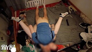 Red-haired young lady in socks reaches agonorgasmos in missionary locality with her legs up