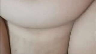 หนุ่มก่อสร้างเย็ดหีสาวอ้วน
