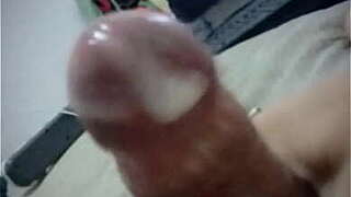 เงี่ยนไม่ใหว น้ำแตกควยชมพู