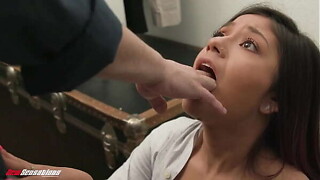 Stepdaughter Wishes Greater quantity of Daddy'_s Vast Dong