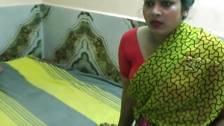 Bengali Boudi Sex with gaudy Bangla audio! Cheating sex with Boss wife!