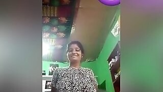 Hawt Boudi Shows Her Funbags