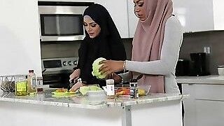 Good My Stepsister (milu Blaze) In Her Hijab