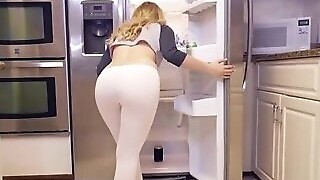 Reality Kings - Skinny Nubile Abby Adams Is Thirsty For Great Man Pulp